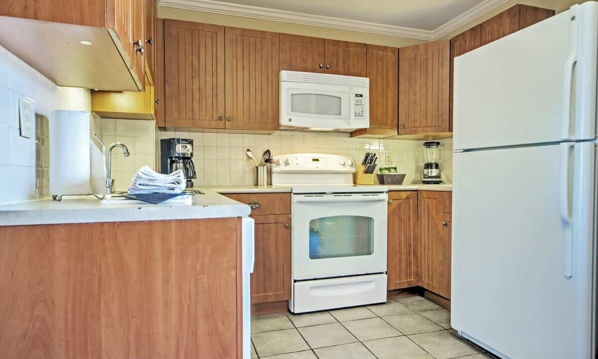 Photo of Kitchen in Yachting Village