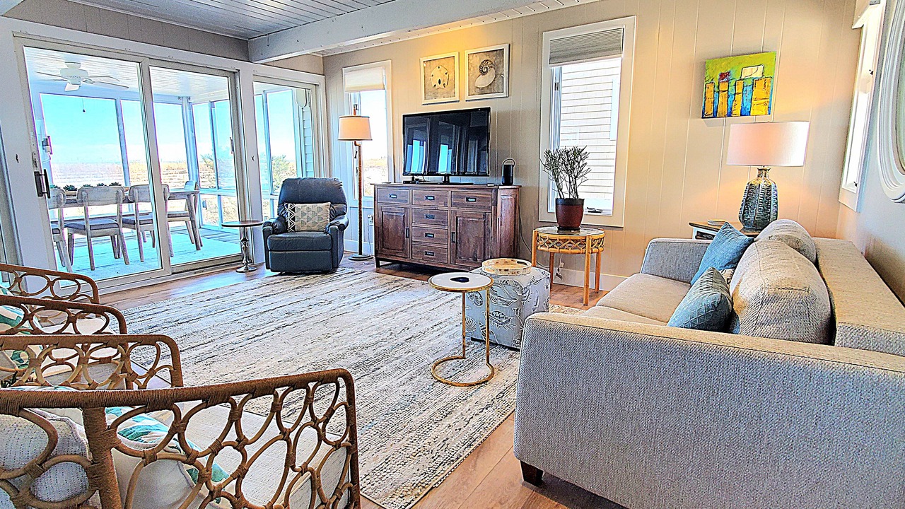 Photo of Livingroom in Harvey Cedars