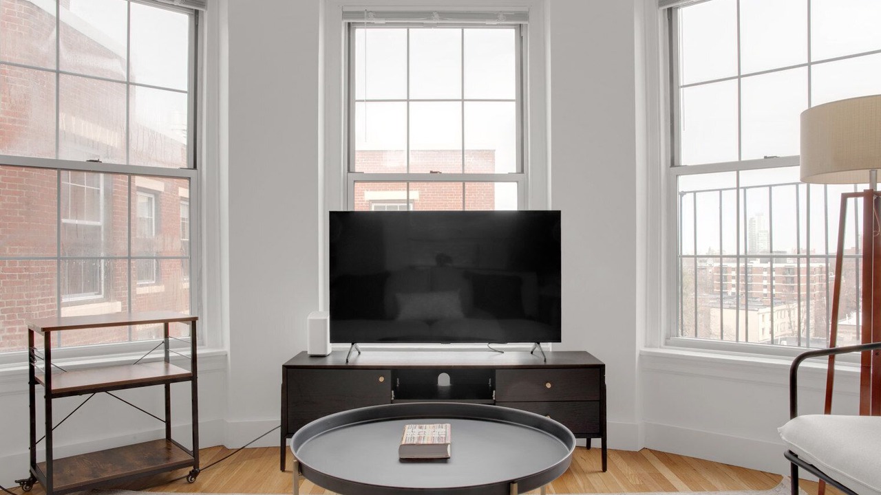 Photo of Livingroom in North Brookline