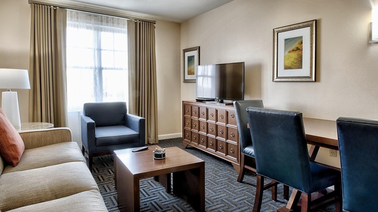 Photo of Livingroom in The Point