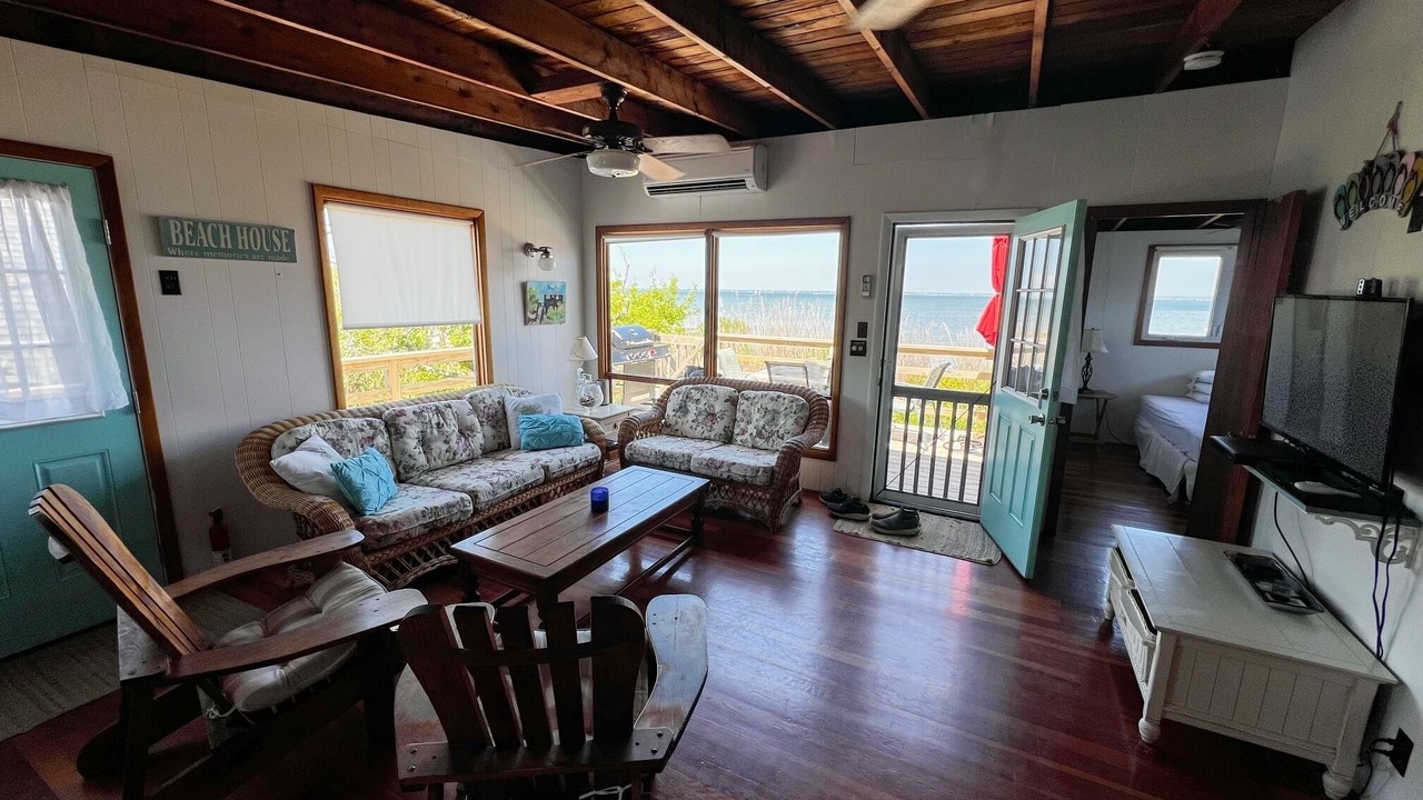 Photo of Livingroom in Bayberry Dunes