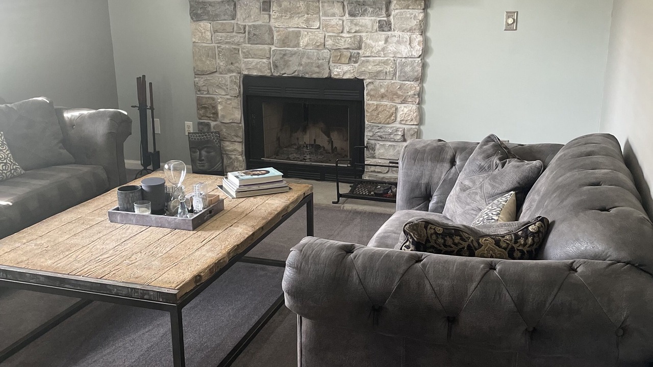 Photo of Livingroom in Neptune City