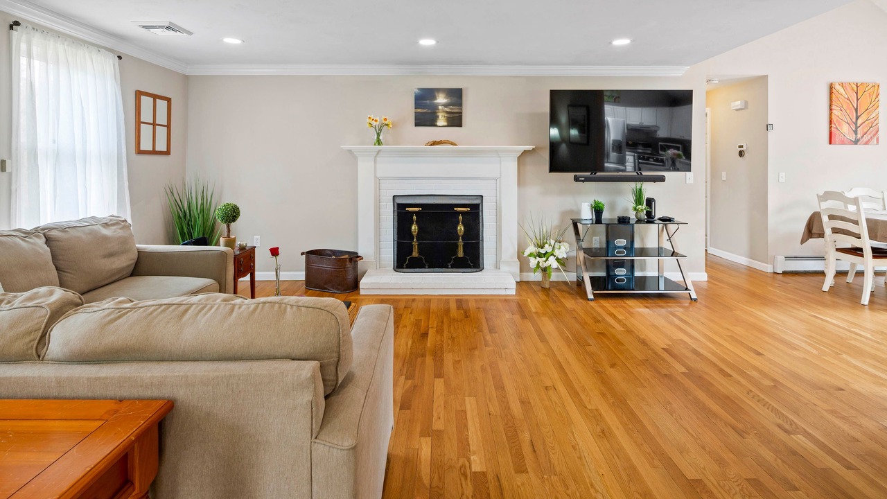 Photo of Livingroom in East Harwich