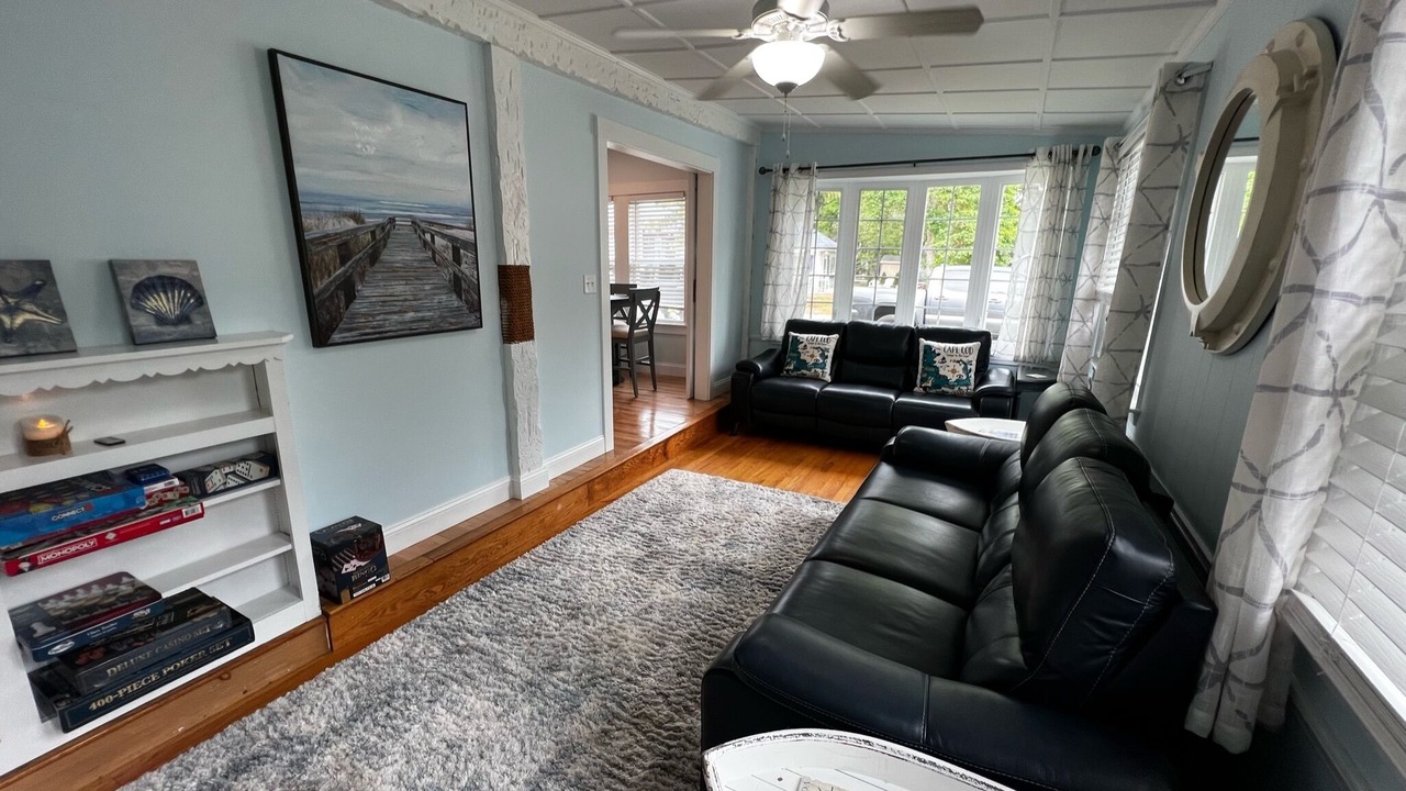Photo of Livingroom in South Yarmouth