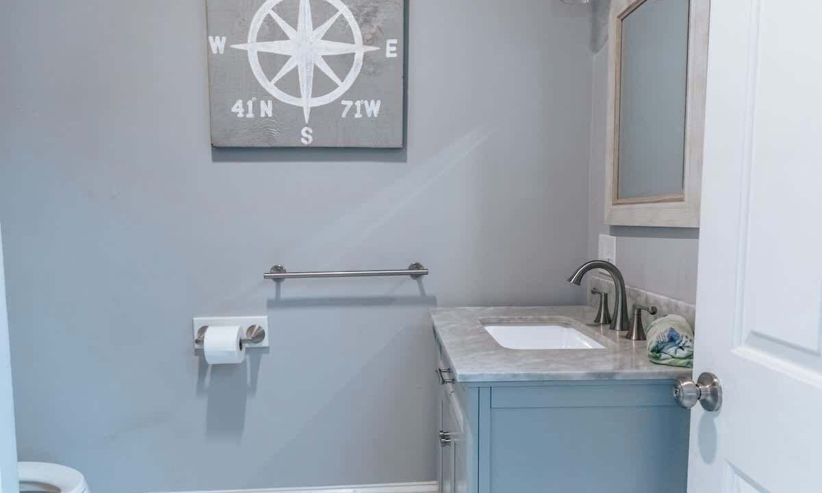 Photo of Bathroom in Easton's Point