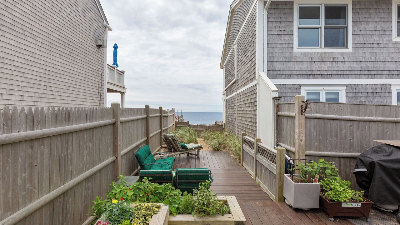 Photo of Patio Balcony in North Truro