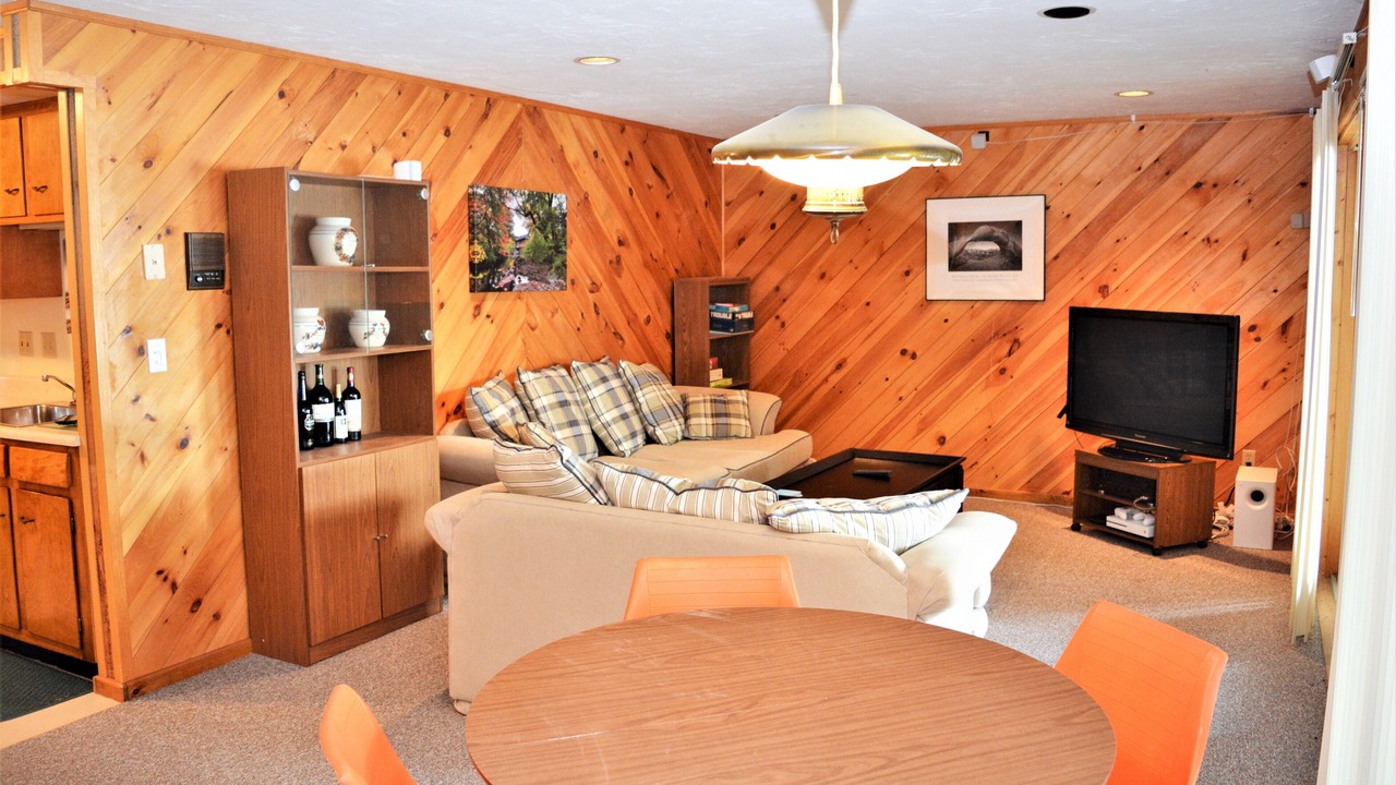 Photo of Livingroom in Georges Mills