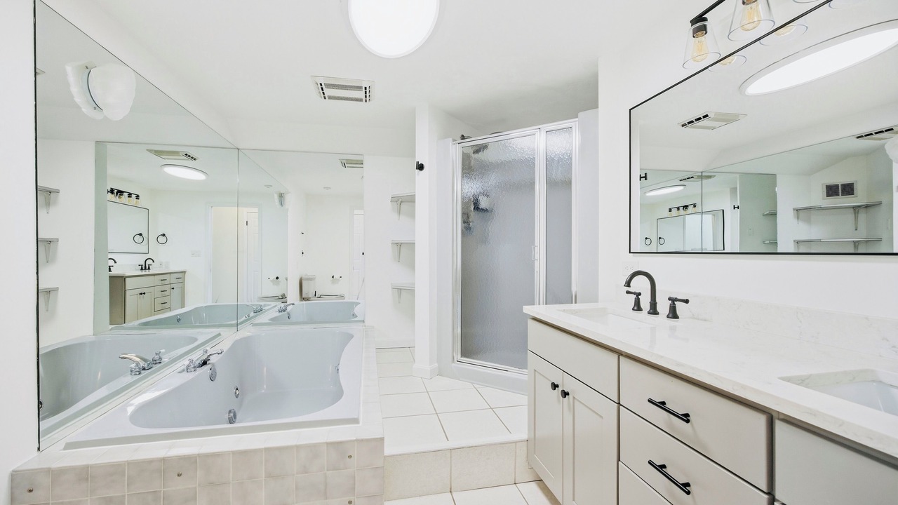 Photo of Bathroom in Meredith