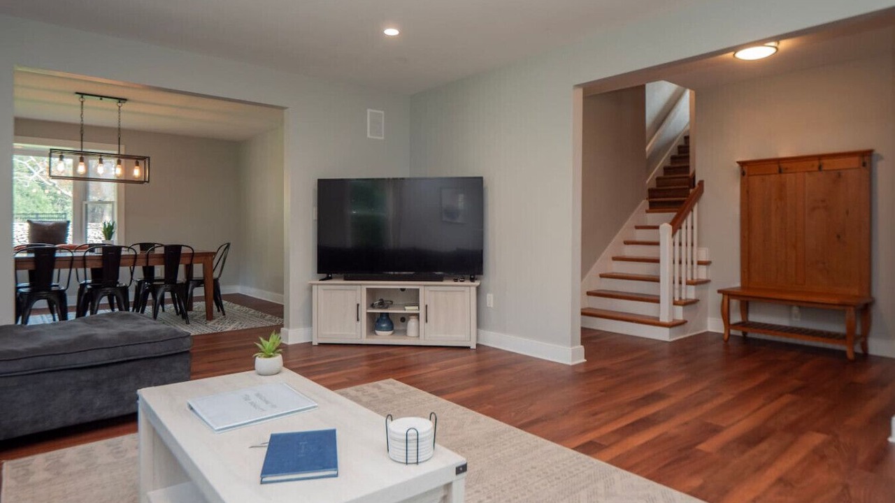 Photo of Livingroom in Newport East