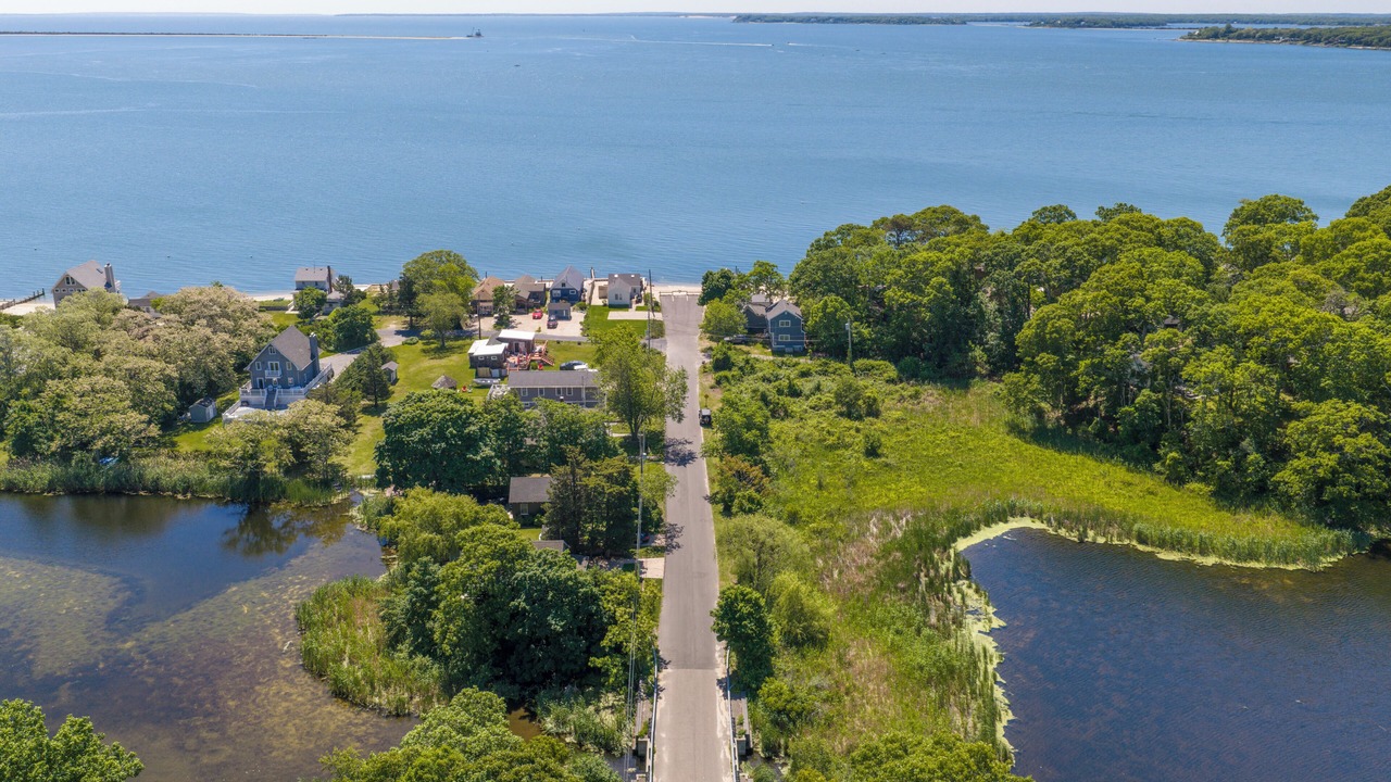 Photo of Outdoor in East Marion