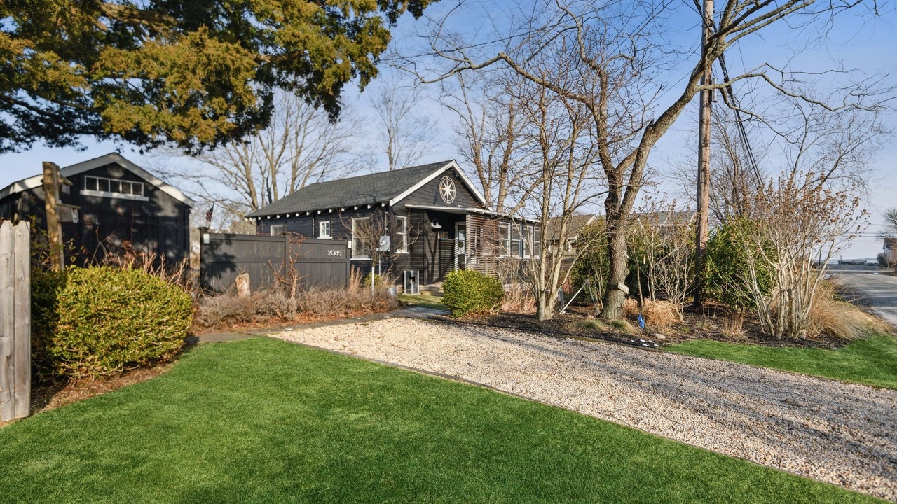 Photo of Outdoor in East Marion