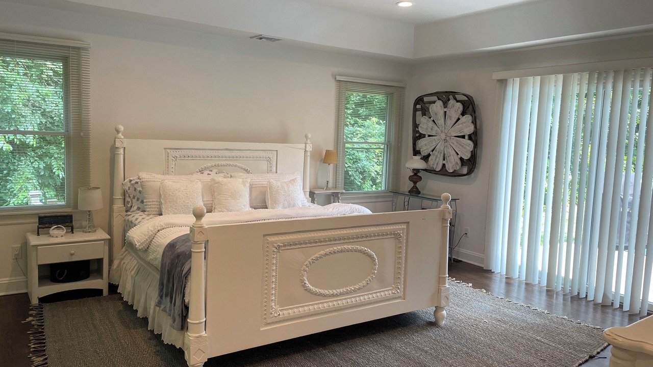 Photo of Bedroom in East Hampton North