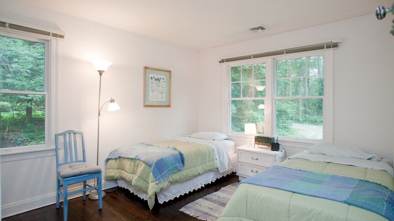 Photo of Bedroom in East Hampton North