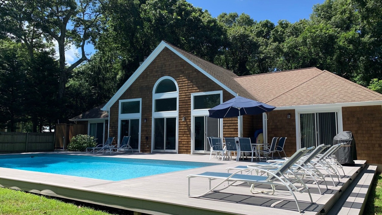 Photo of Outdoor in East Hampton North