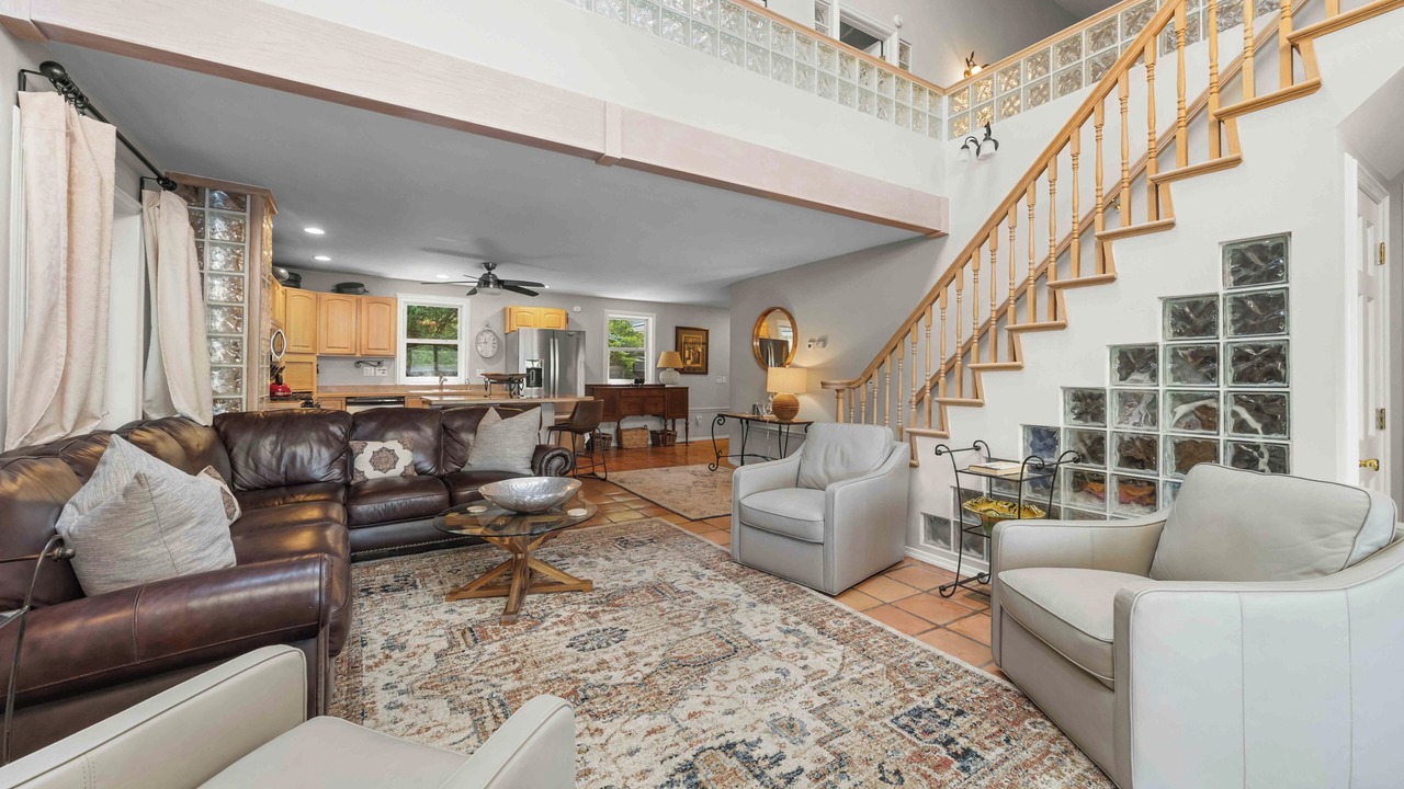 Photo of Livingroom in Hammondsport