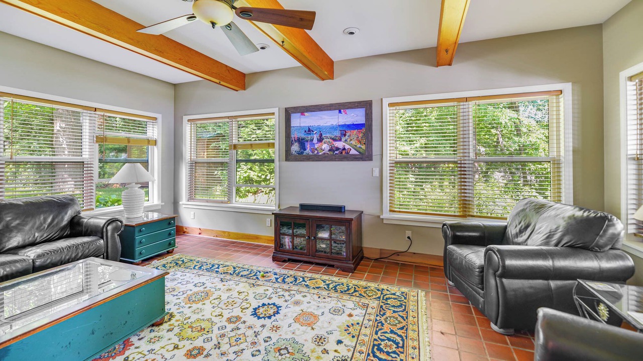 Photo of Livingroom in Town of Jerusalem