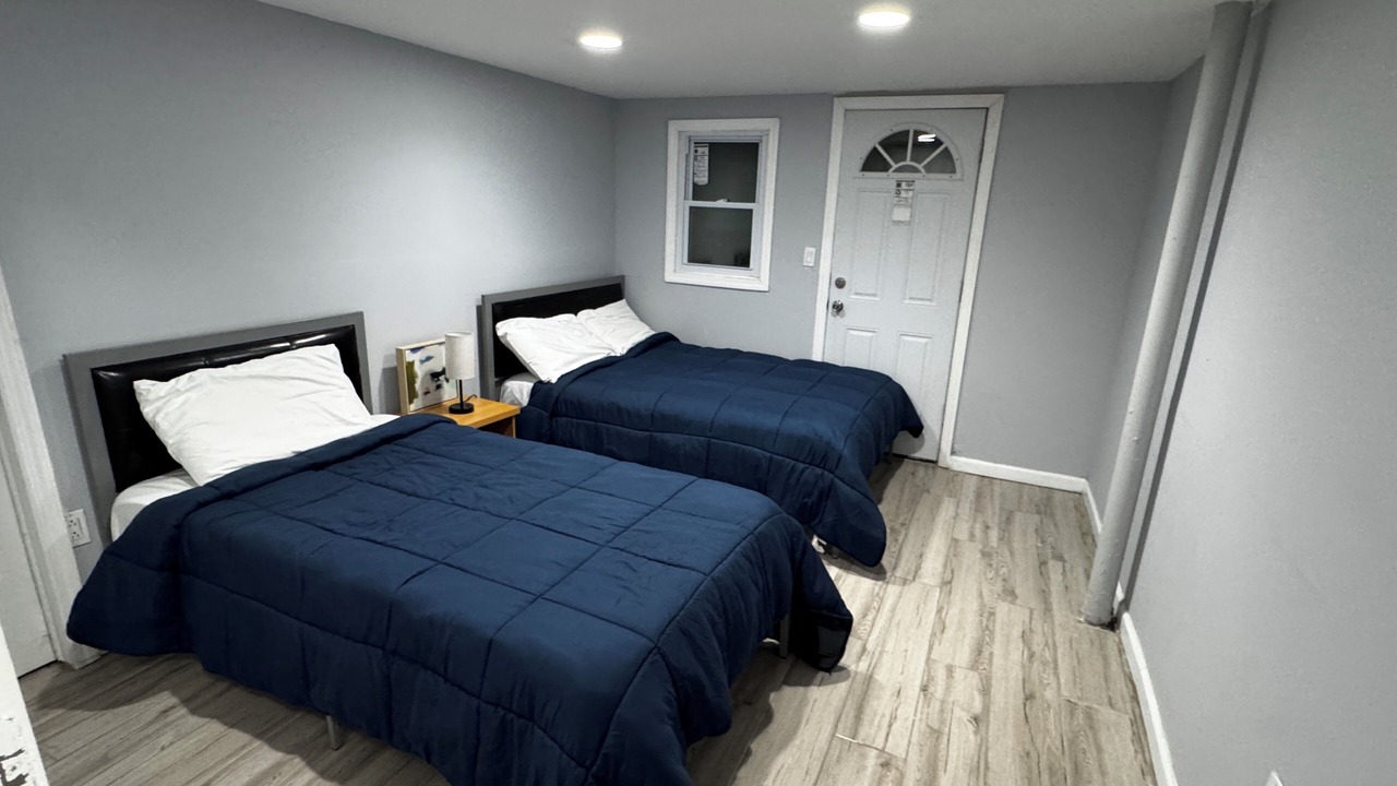 Photo of Bedroom in Fort Salonga
