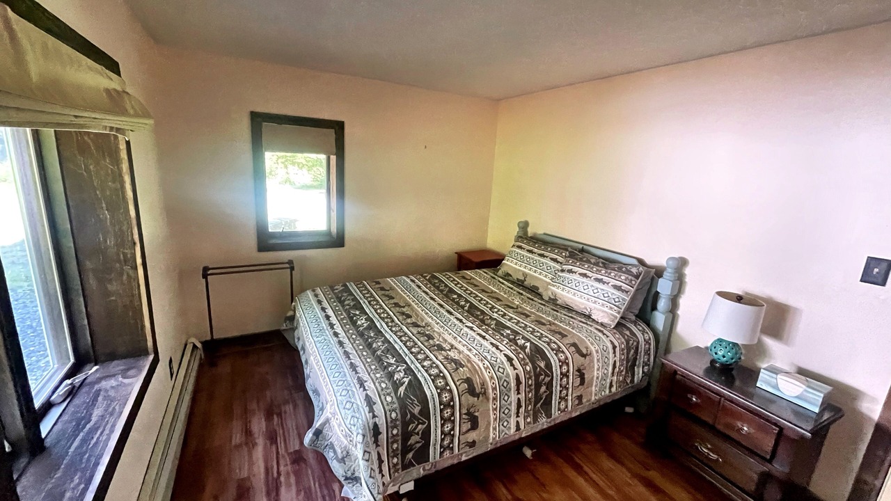 Photo of Bedroom in Mountain Acres