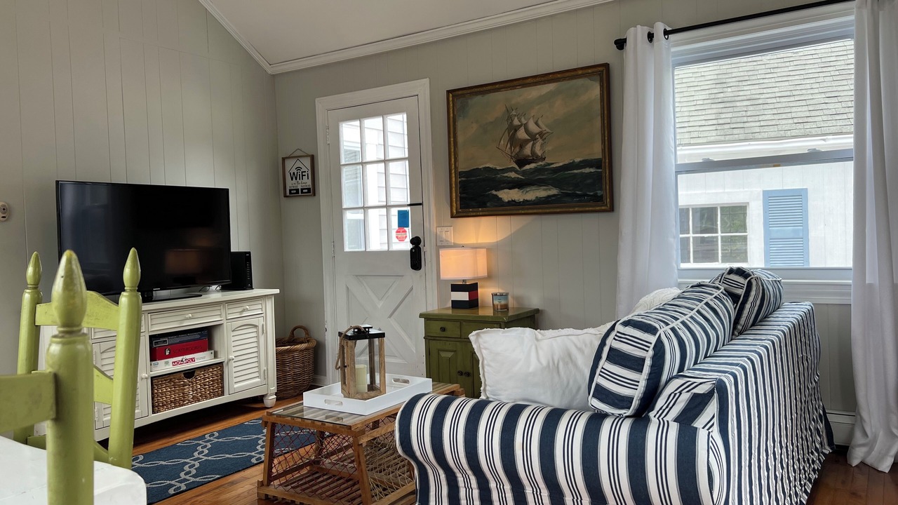 Photo of Livingroom in Hyannis