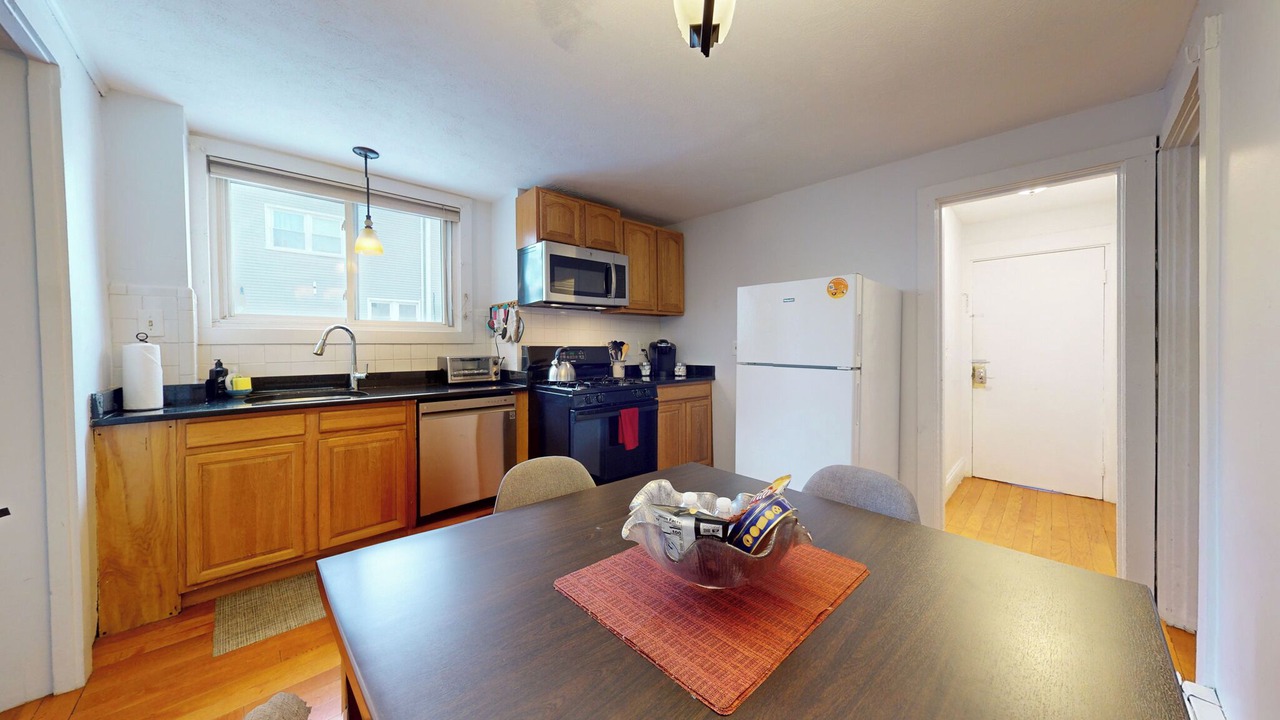 Photo of Kitchen in Emerson Gardens