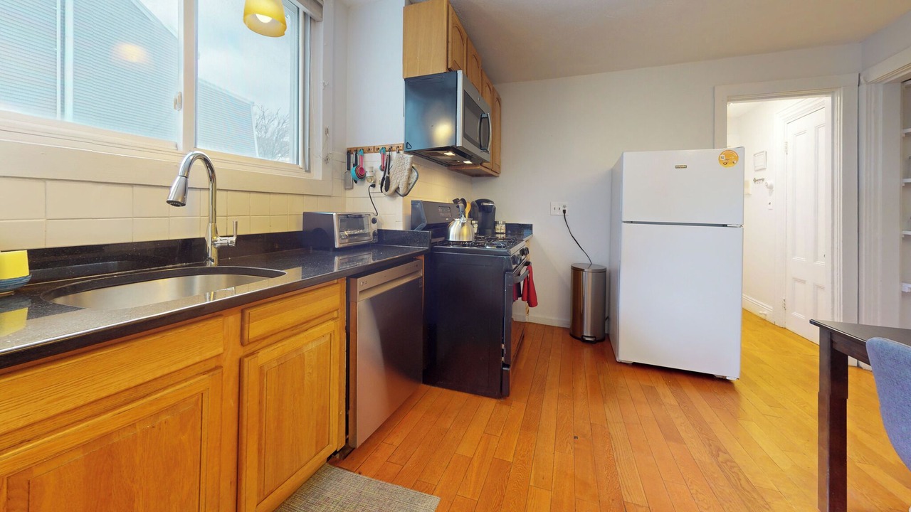Photo of Kitchen in Emerson Gardens