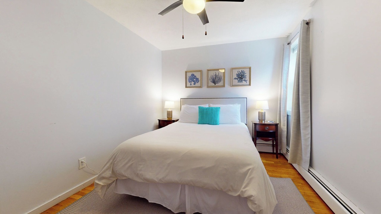 Photo of Bedroom in Emerson Gardens