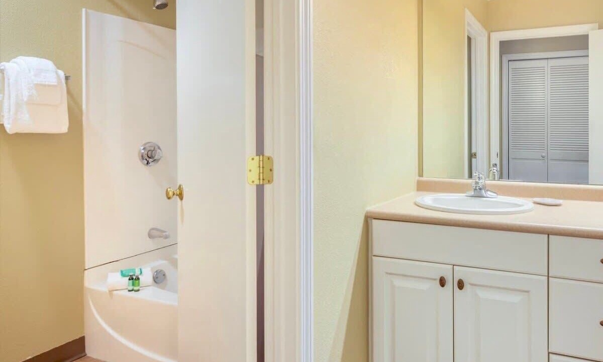 Photo of Bathroom in Jamestown