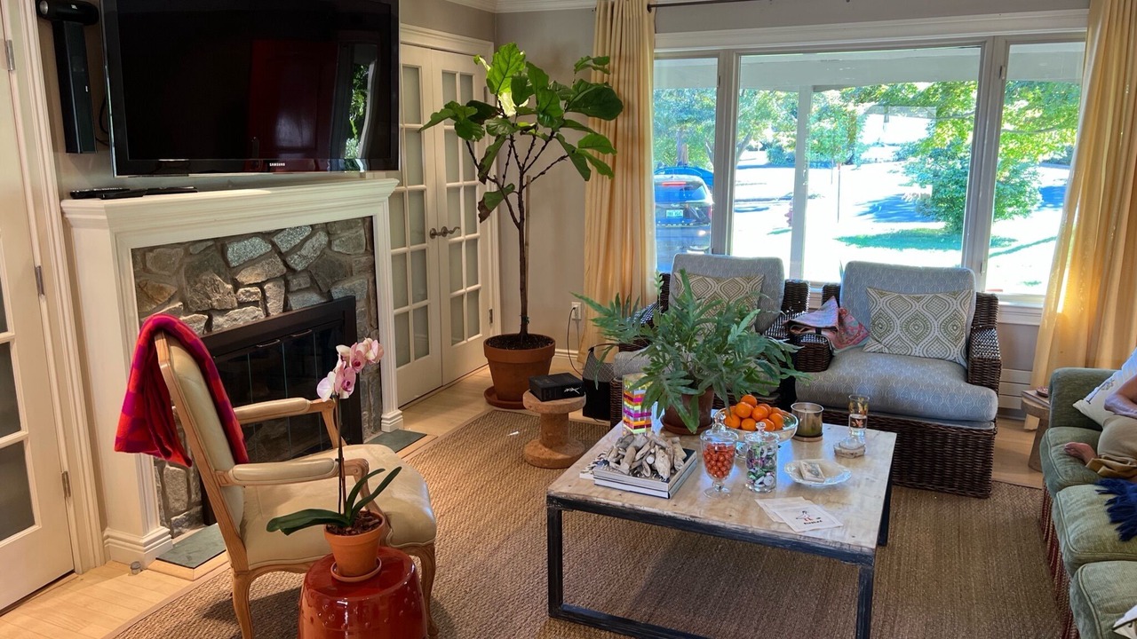 Photo of Livingroom in Belmar