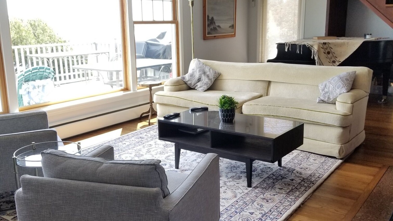 Photo of Livingroom in Top of the Hill