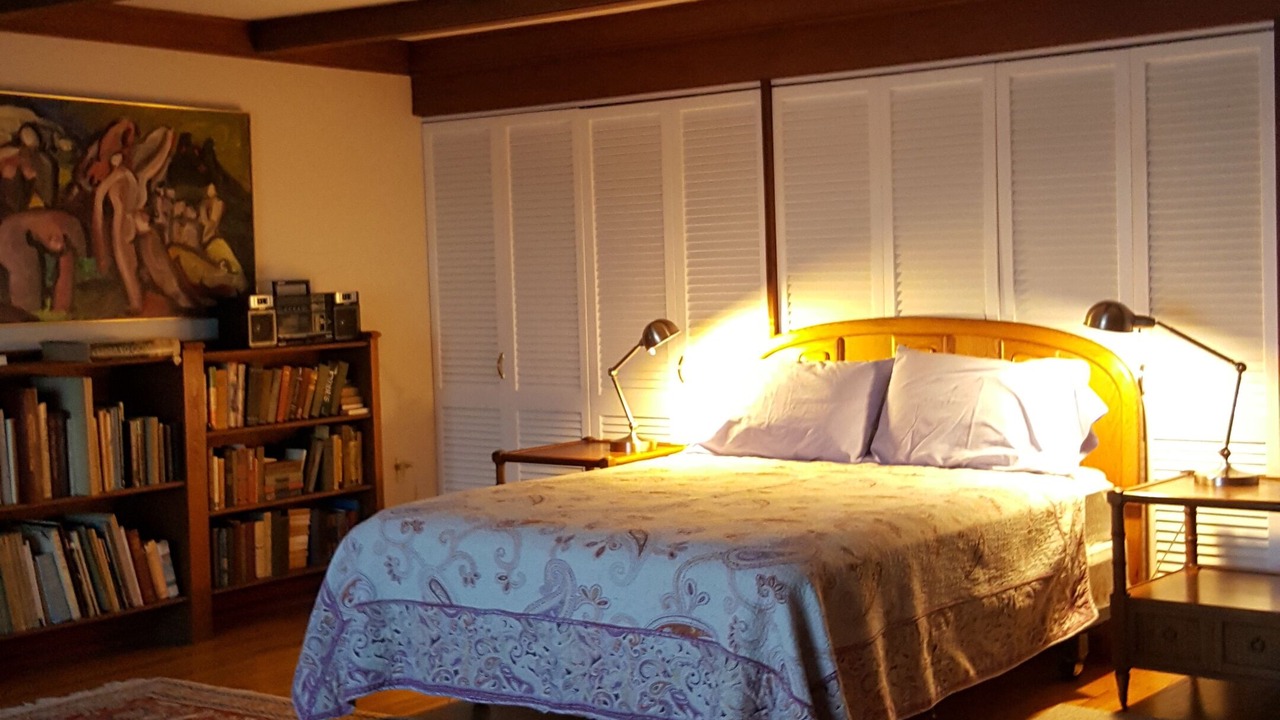 Photo of Bedroom in Top of the Hill