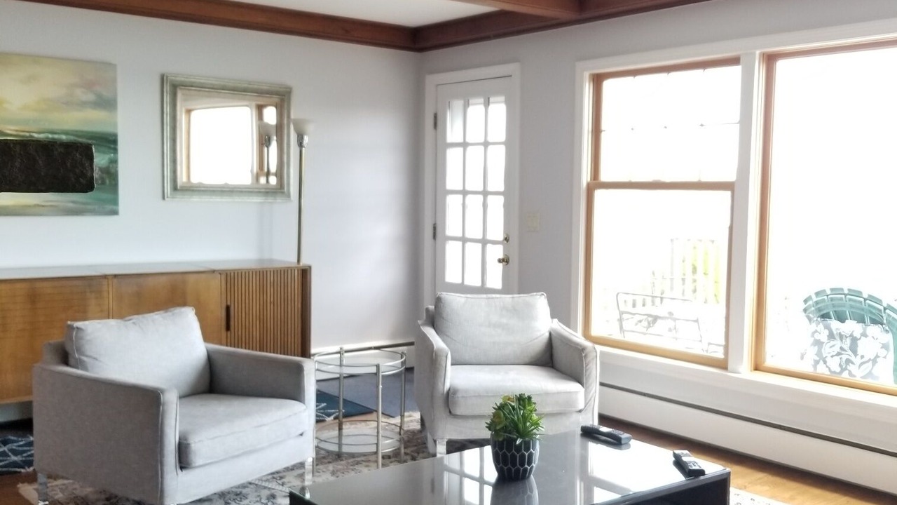 Photo of Livingroom in Top of the Hill