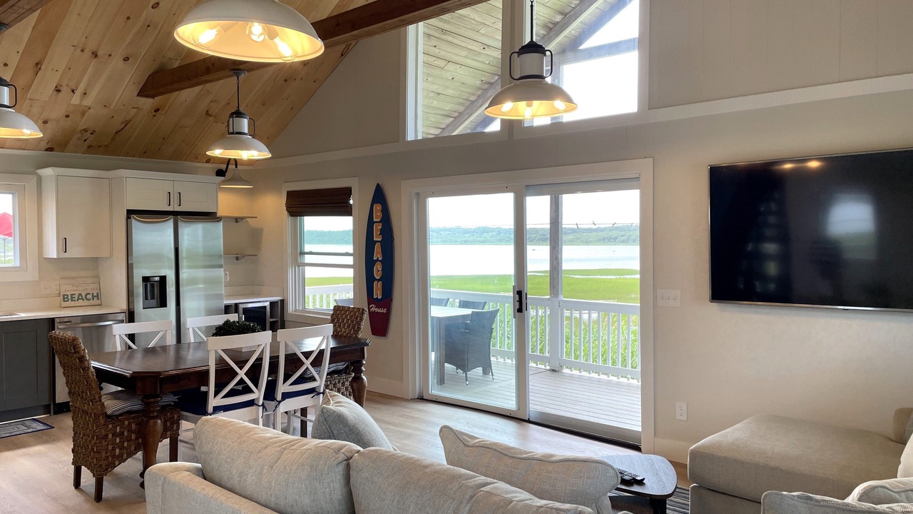 Photo of Livingroom in Westerly