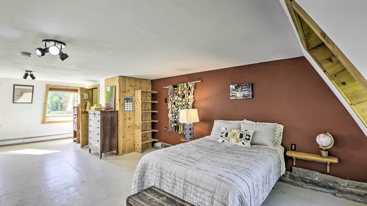 Photo of Bedroom in Ellsworth