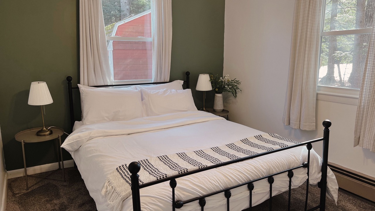 Photo of Bedroom in Locke Lake Colony