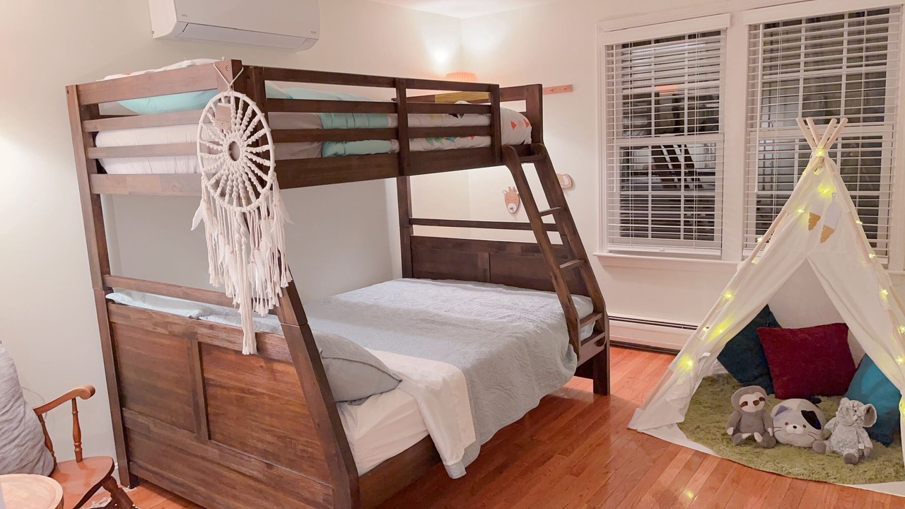 Photo of Bedroom in Cotuit