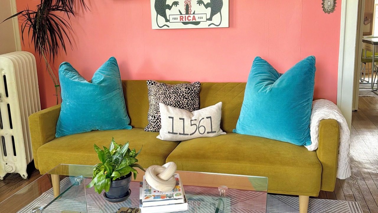 Photo of Livingroom in Long Beach