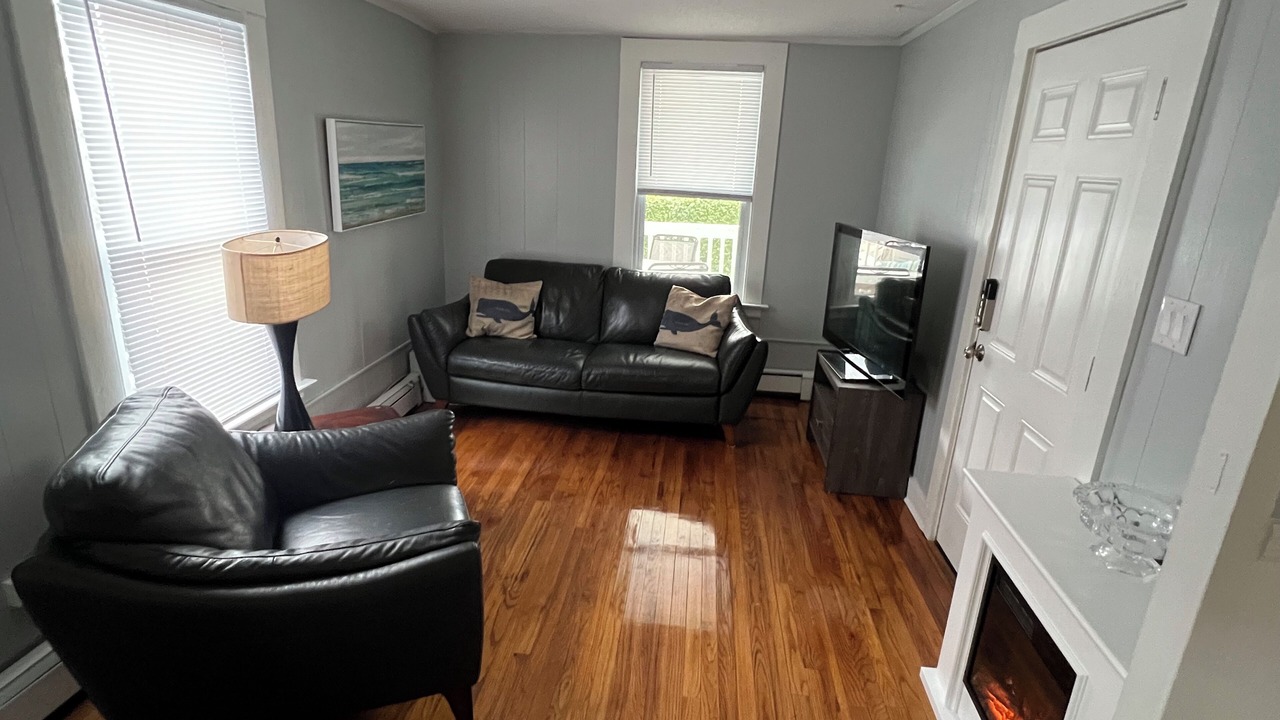 Photo of Livingroom in West Haven