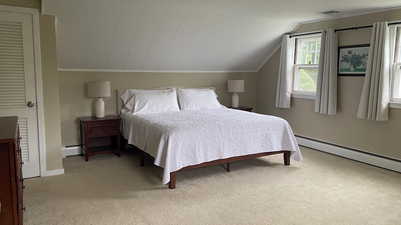 Photo of Bedroom in Village of Southampton