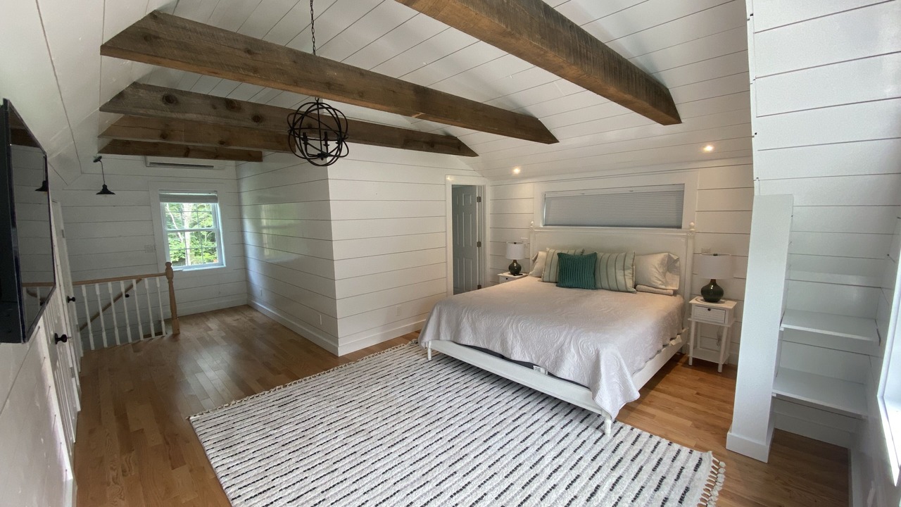 Photo of Bedroom in Marstons Mills