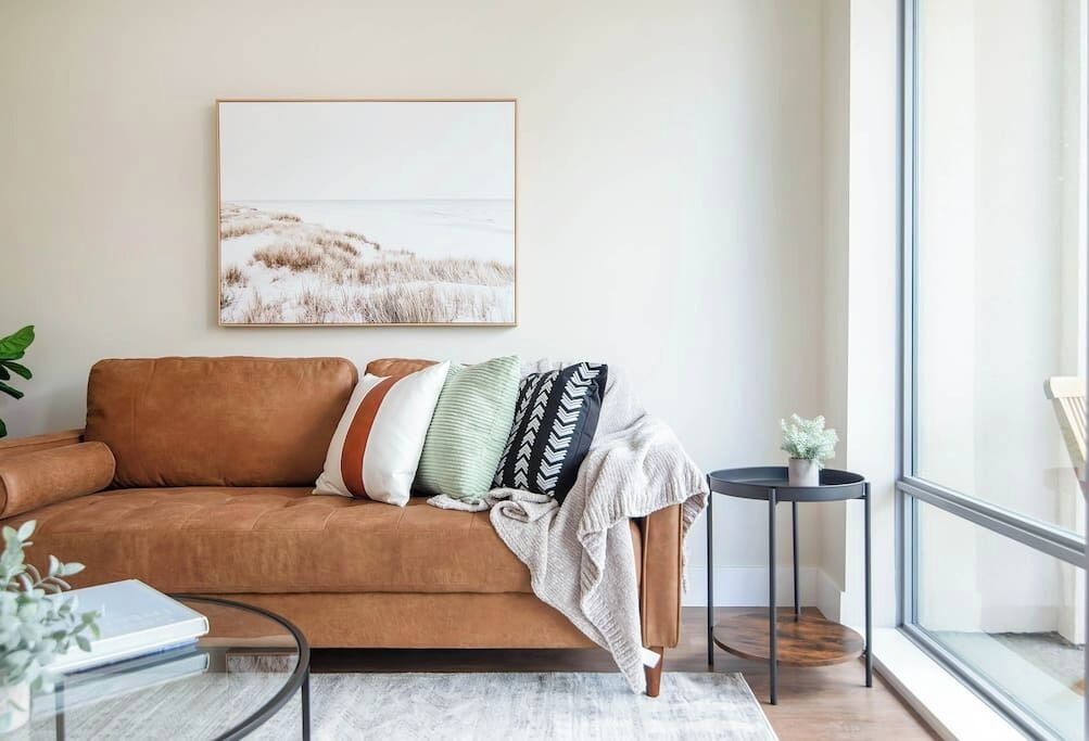 Photo of Livingroom in Downtown
