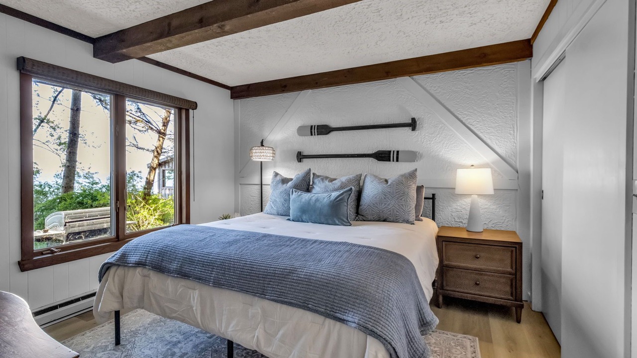Photo of Bedroom in Olcott