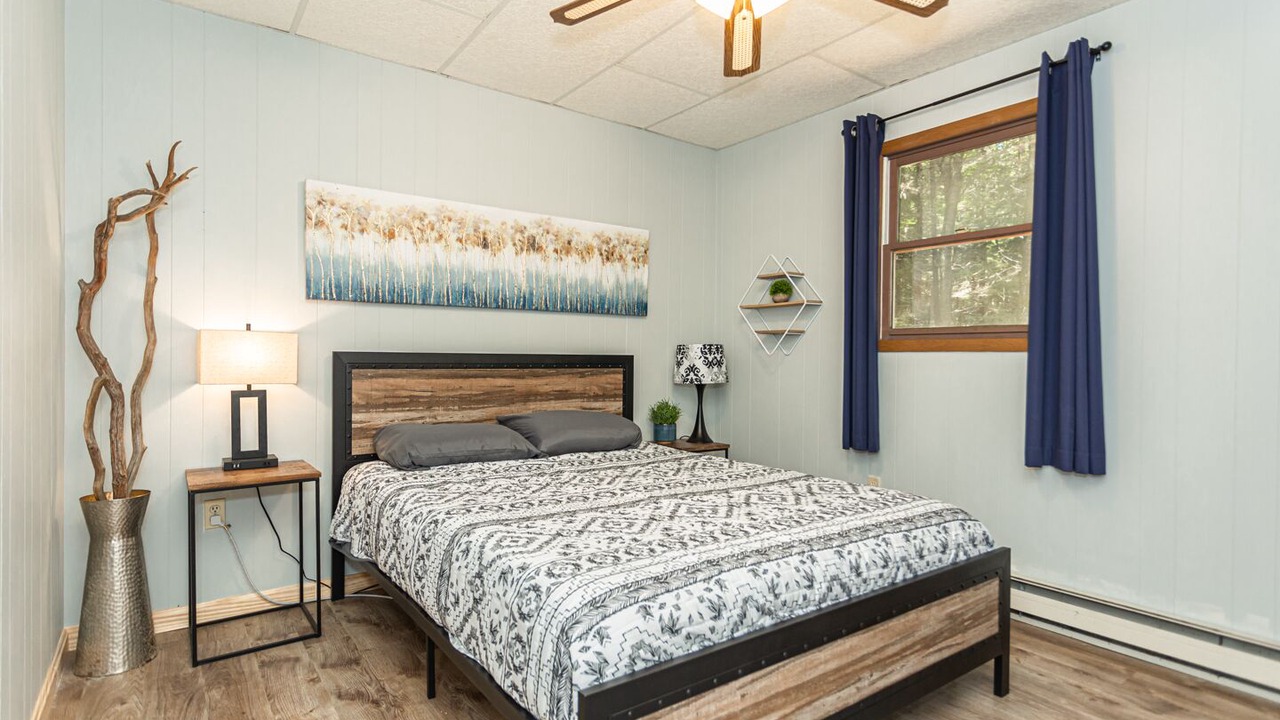 Photo of Bedroom in Lake Harmony Estates
