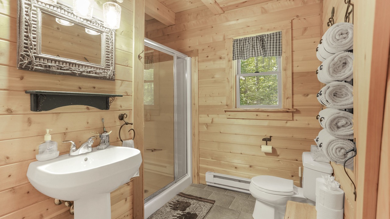 Photo of Bathroom in Jay