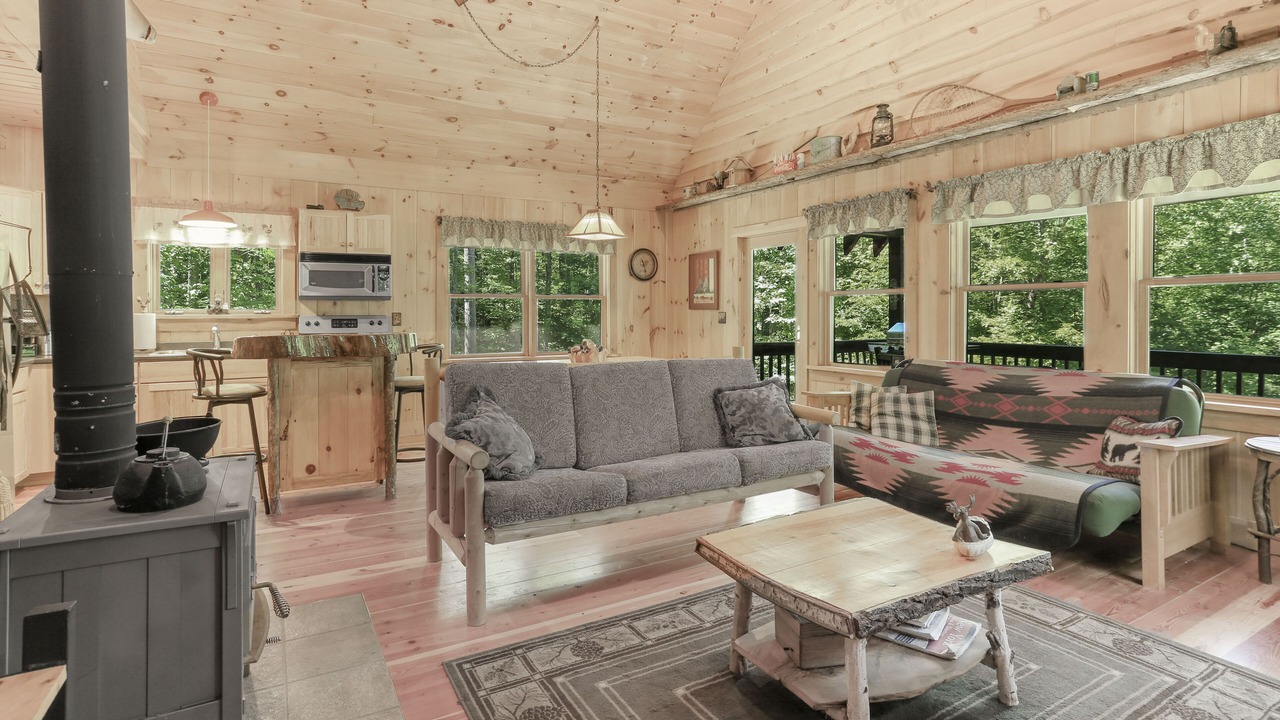 Photo of Livingroom in Jay