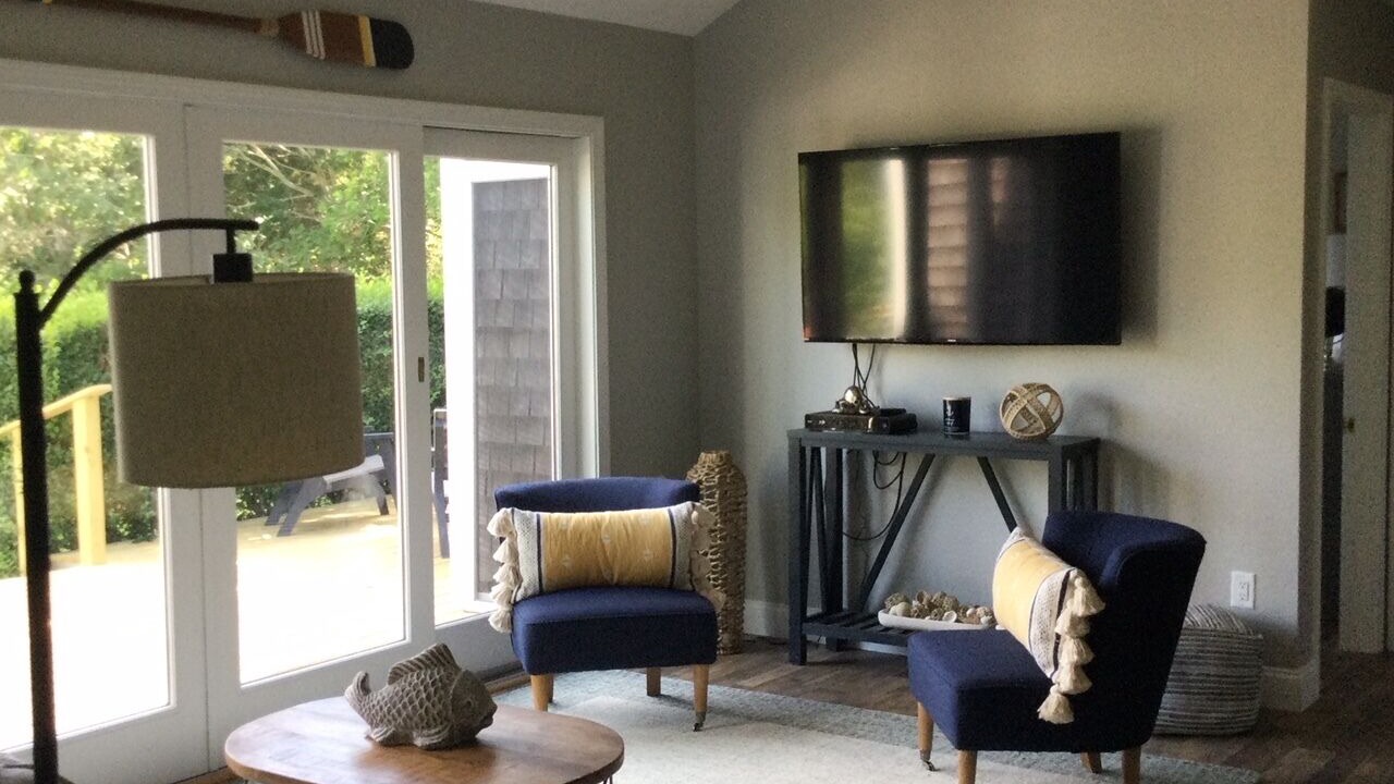 Photo of Livingroom in Chilmark