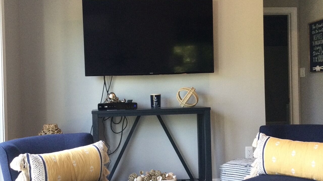Photo of Livingroom in Chilmark