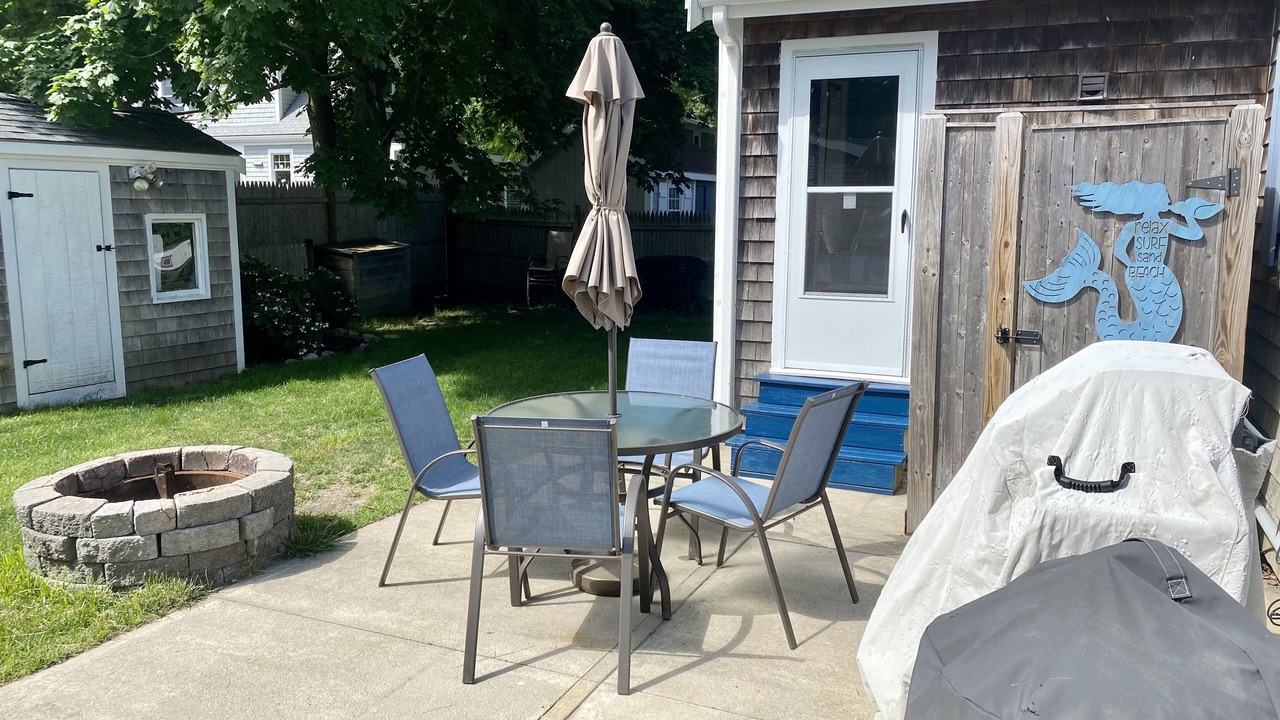 Photo of Patio Balcony in West Yarmouth