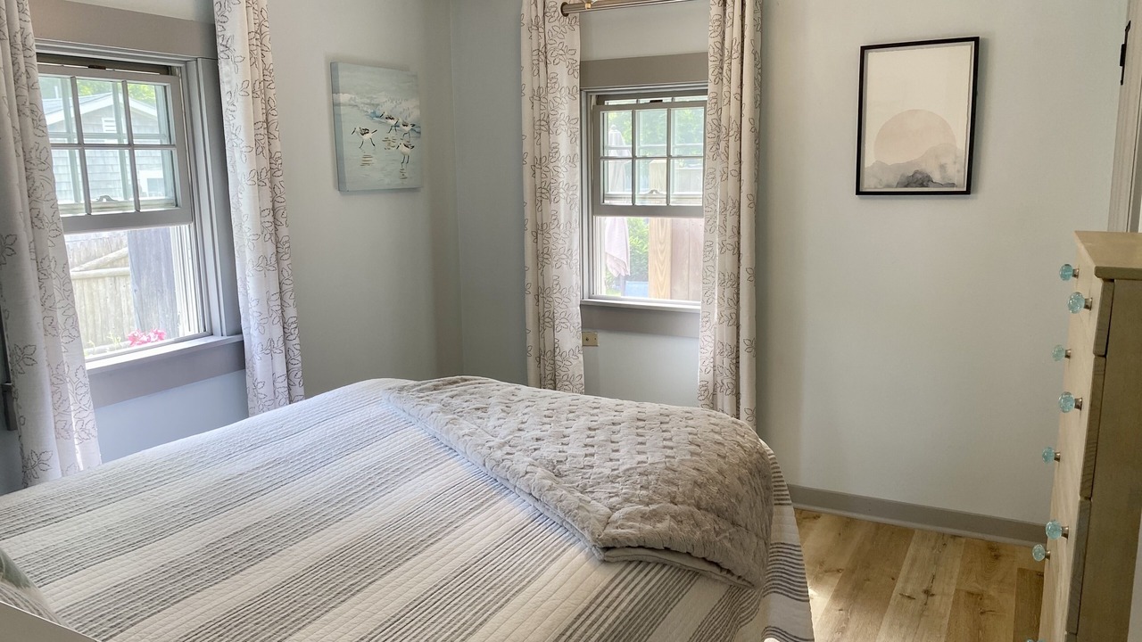 Photo of Bedroom in West Yarmouth