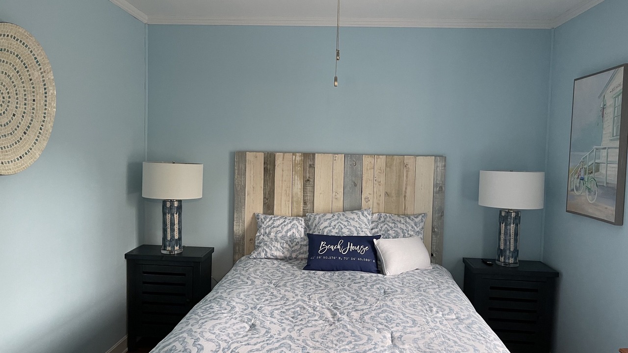 Photo of Bedroom in Lagoon Heights