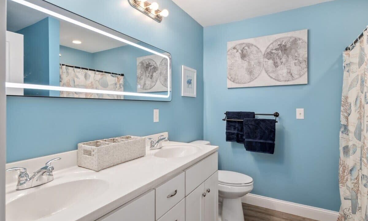 Photo of Bathroom in Hampton